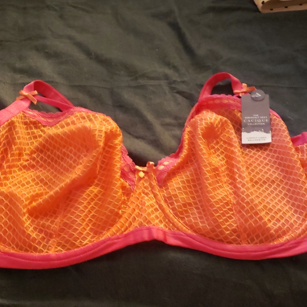 Bra